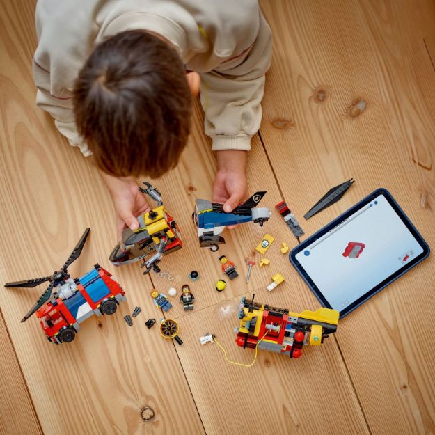 Bild von LEGO® City - 60462 Kombinationsset mit Hubschrauber, Löschauto und U-Boot