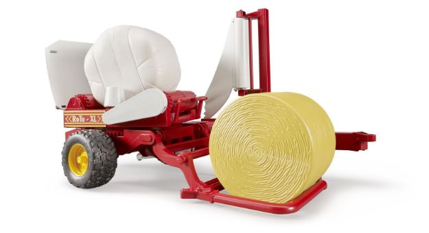 Bild von Bruder 02122 Ballenwickler und zwei Rundballen