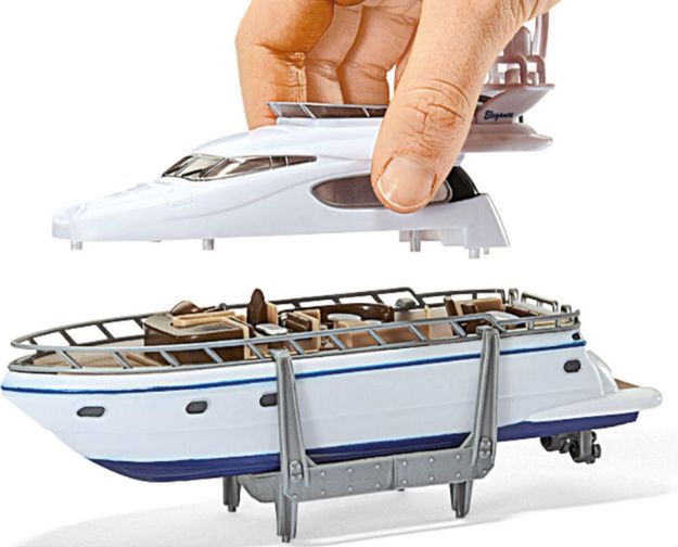 Bild von SIKU 1849 Schwertransport mit Yacht 1:87