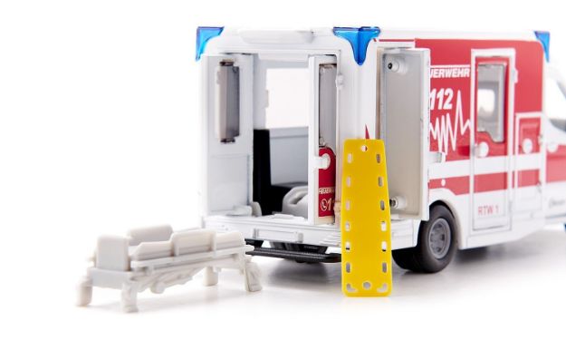 Bild von SIKU 2115 Mercedes-Benz Sprinter Miesen Typ C Rettungswagen