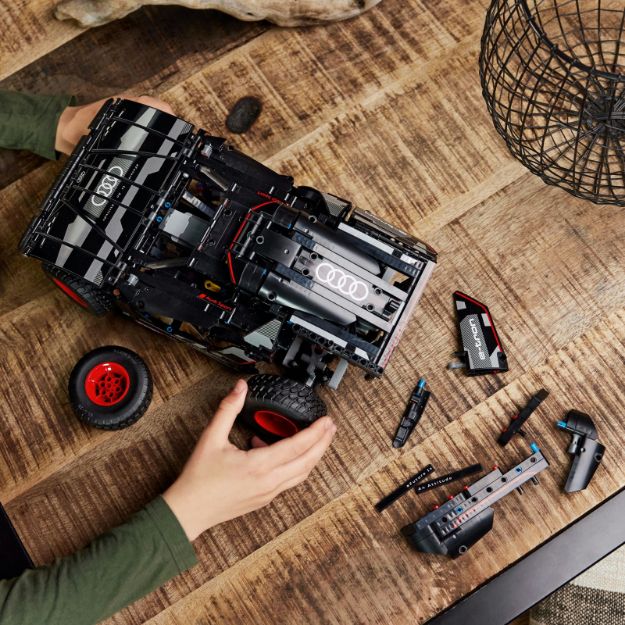 Bild von LEGO® Technic - 42160 Audi RS Q e-tron