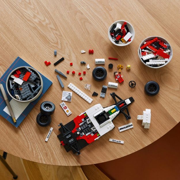 Bild von LEGO® Icons - 10330 McLaren MP4/4 & Ayrton Senna