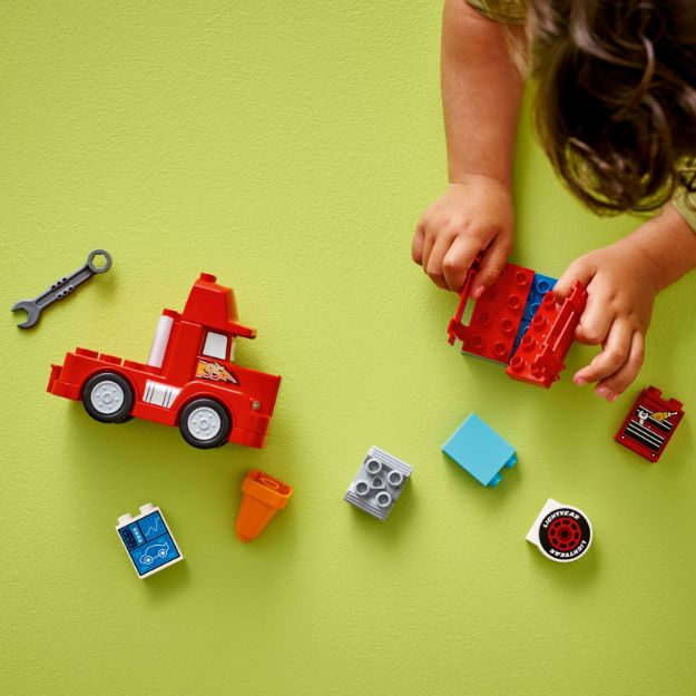 Bild von LEGO® DUPLO® - 10417 Mack beim Rennen