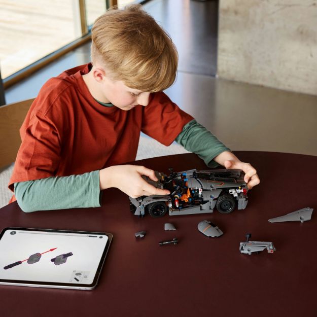 Bild von LEGO® Technic - 42173 Koenigsegg Jesko Absolut Supersportwagen in Grau