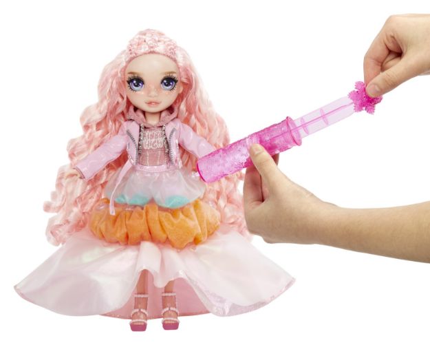 Bild von Rainbow High Winter Wonderland Puppe Bella (Pink)