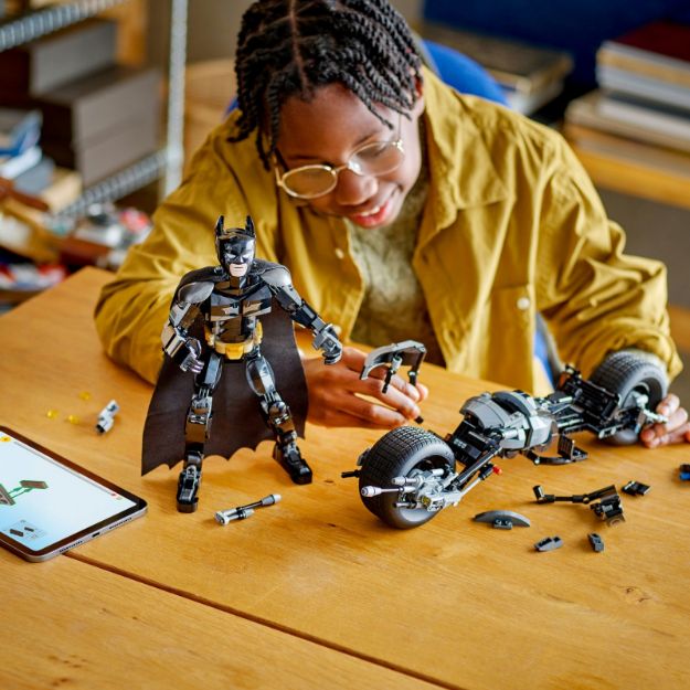 Bild von LEGO® DC Universe Super Heroes™ - 76273 Batman™ Baufigur mit dem Batpod