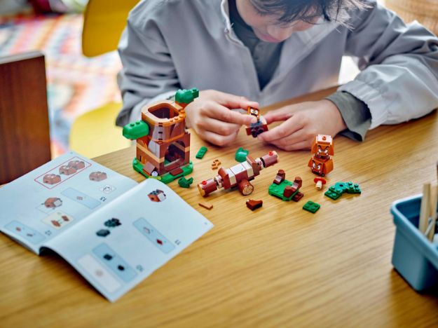 Bild von LEGO® Super Mario - 71433 Gumba-Spielplatz
