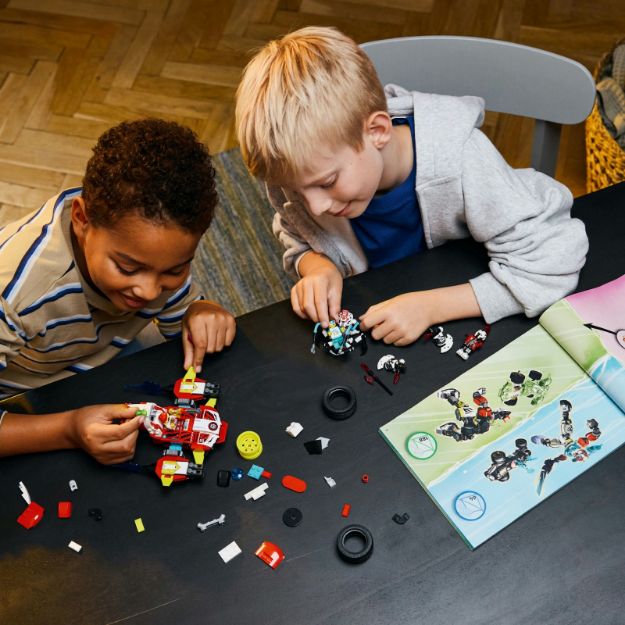 Bild von LEGO® DREAMZzz - 71497 Coopers Tiger-Mech und Zero's Hot Rod Auto