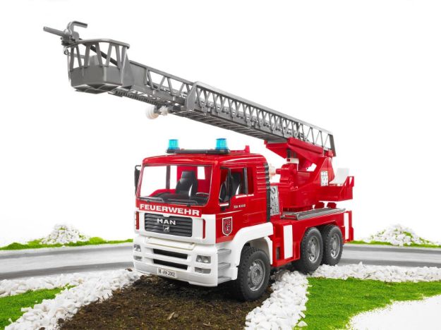 Bild von Bruder 02771 MAN Feuerwehr mit Drehleiter, Licht und Sound