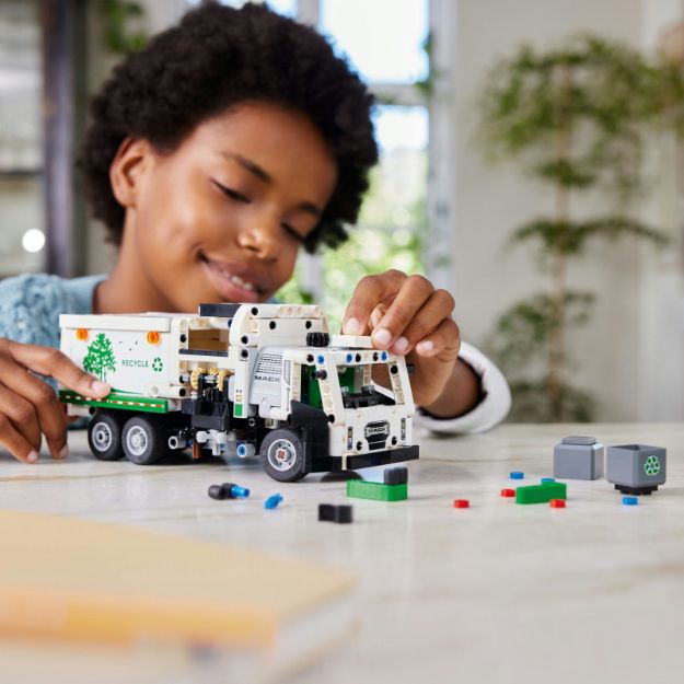Bild von LEGO® Technic - 42167 Mack® LR Electric Müllwagen