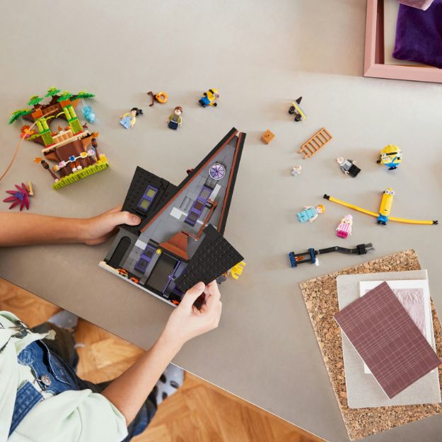 Bild von LEGO® Despicable Me - 75583 Familienvilla von Gru und den Minions