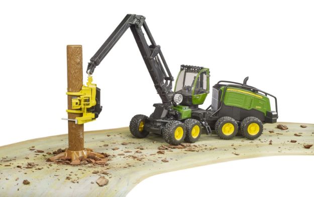 Bild von Bruder 2135 John Deere 1270G Harvester mit 1 Baumstamm - 02135
