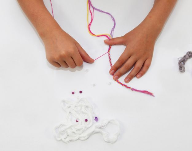 Bild von LENA Freundschaftsbänder Bastelset - 42686