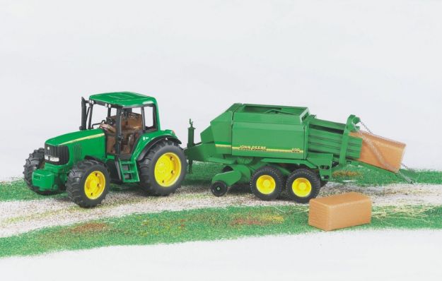 Bild von Bruder 02017 John Deere Großballenpresse