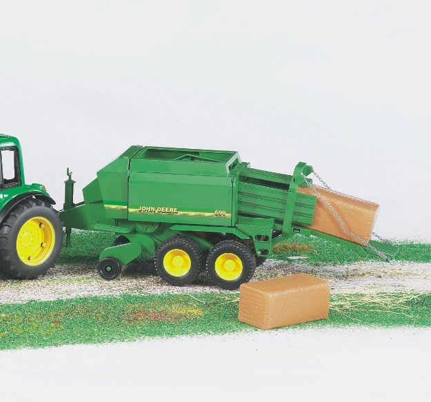 Bild von Bruder 02017 John Deere Großballenpresse