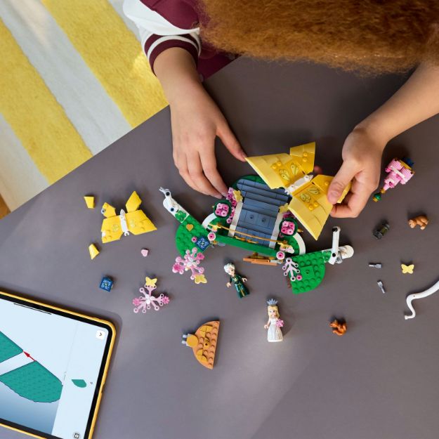 Bild von LEGO® Wicked - 75688 Glindas Hochzeitstag