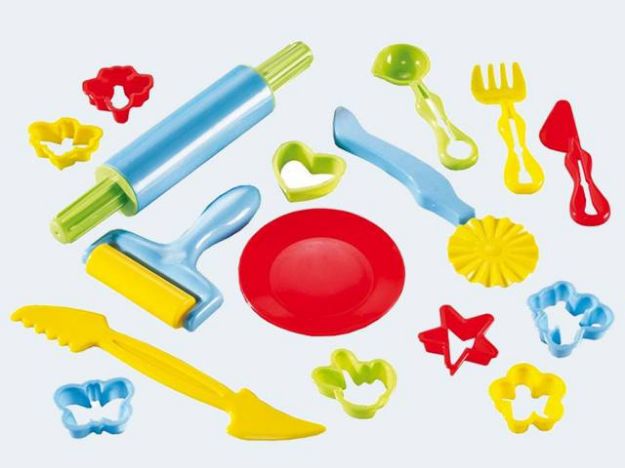 Bild von Backset 16 Teile mit Teigrolle und viel zubehör - 47402