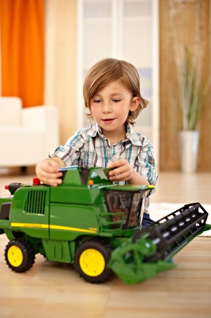 Bild von Bruder 02132 John Deere Mähdrescher T670i