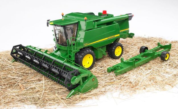 Bild von Bruder 02132 John Deere Mähdrescher T670i