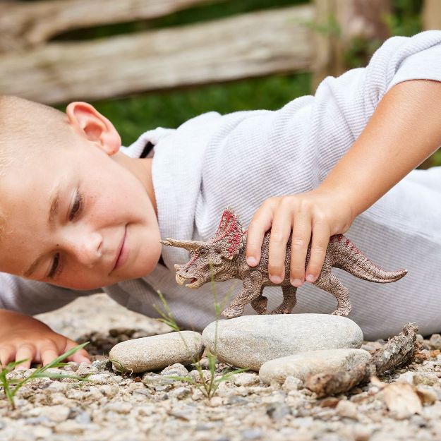 Bild von schleich® Dinosaurs - 15000 Triceratops, ab 5 Jahre
