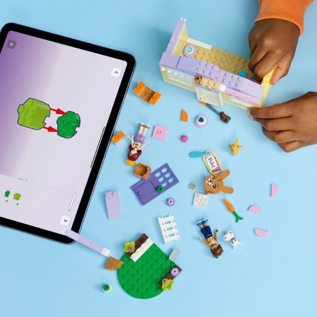 Bild von LEGO® Friends - 42679 Heartlake City Hasenhotel