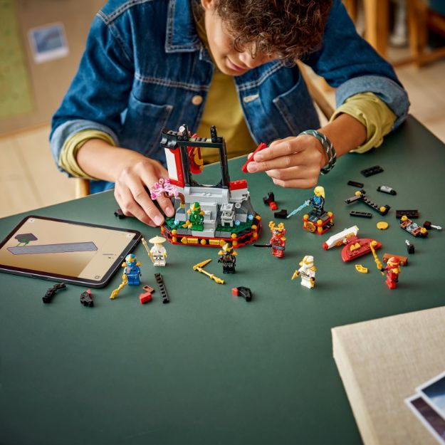 Bild von LEGO® NINJAGO - 71866 15-jähriges Jubiläum: Ninja-Charaktere zum Ausstellen