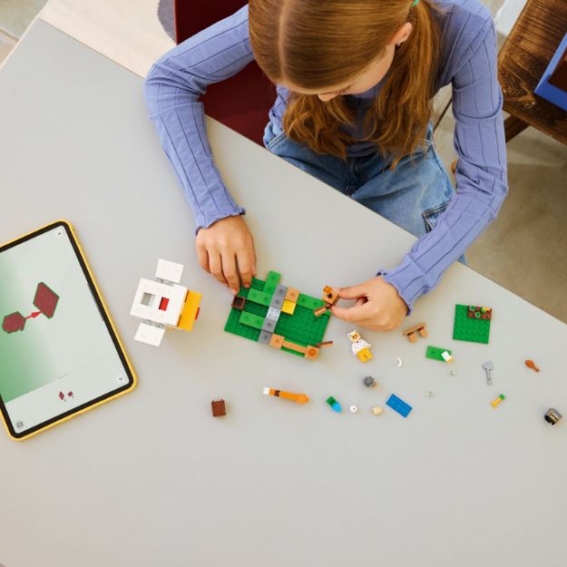 Bild von LEGO® Minecraft™ - 21585 Hühnerfarm