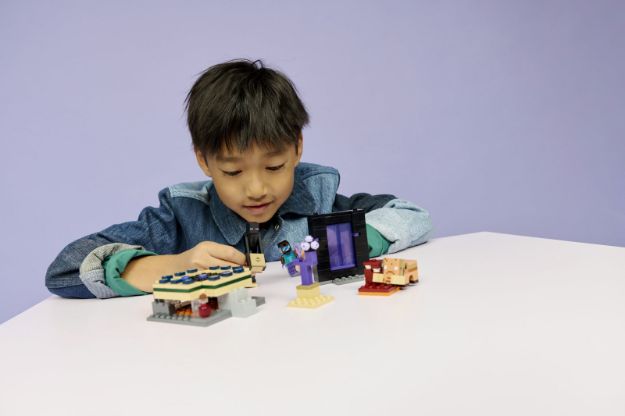 Bild von LEGO® Minecraft™ - 21584 Reise durch Nether und Endportal