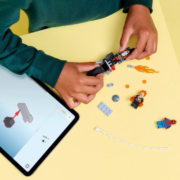 Bild von LEGO® Marvel Super Heroes™ - 76335 Spider-Man vs. Ghost Rider auf seinem Motorrad