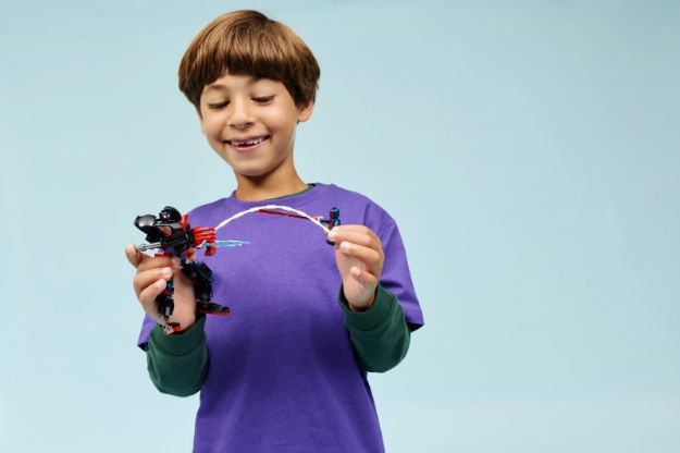 Bild von LEGO® Marvel Super Heroes™ - 76337 Miles Morales Mech vs. Spider-Man 2099