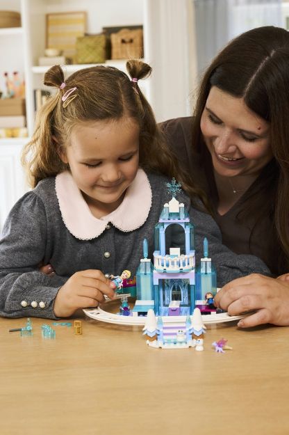 Bild von LEGO® Disney Princess - 43281 Elsas Schlittenfahrt um den Eispalast