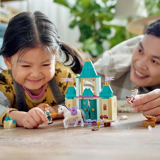 Bild von LEGO® Disney Princess - 43204 Annas und Olafs Spielspaß im Schloss